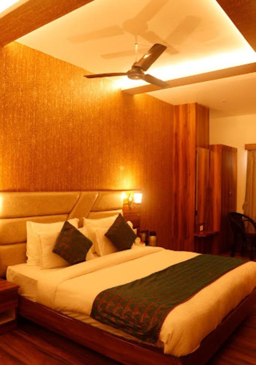 Hotel Zion Inn Варанаси Экстерьер фото