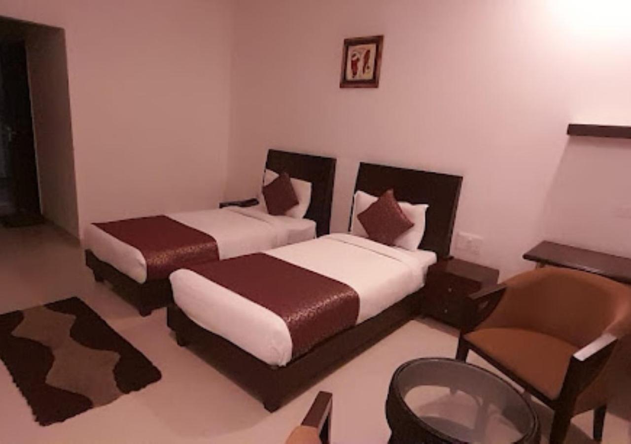 Hotel Zion Inn Варанаси Экстерьер фото