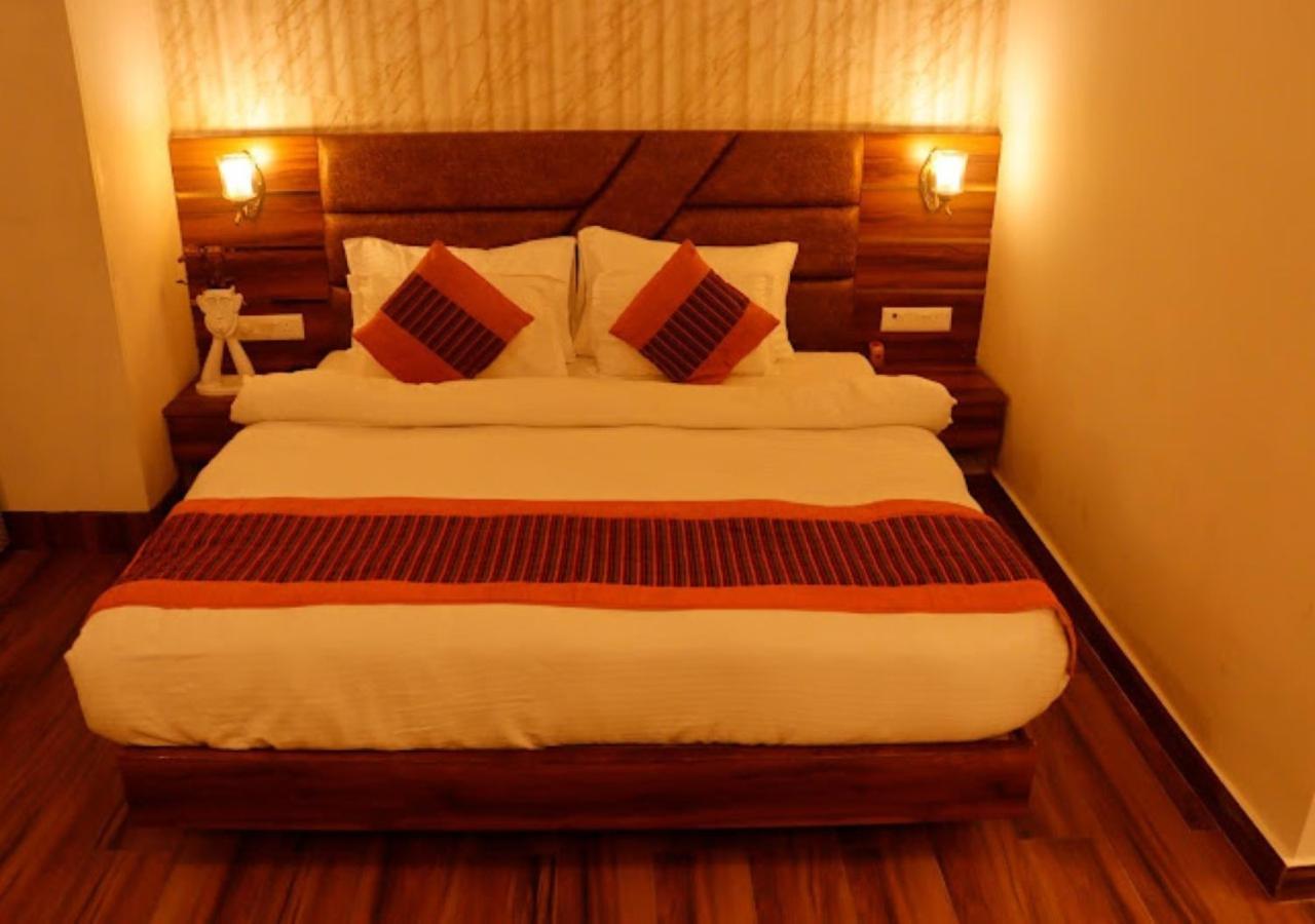 Hotel Zion Inn Варанаси Экстерьер фото