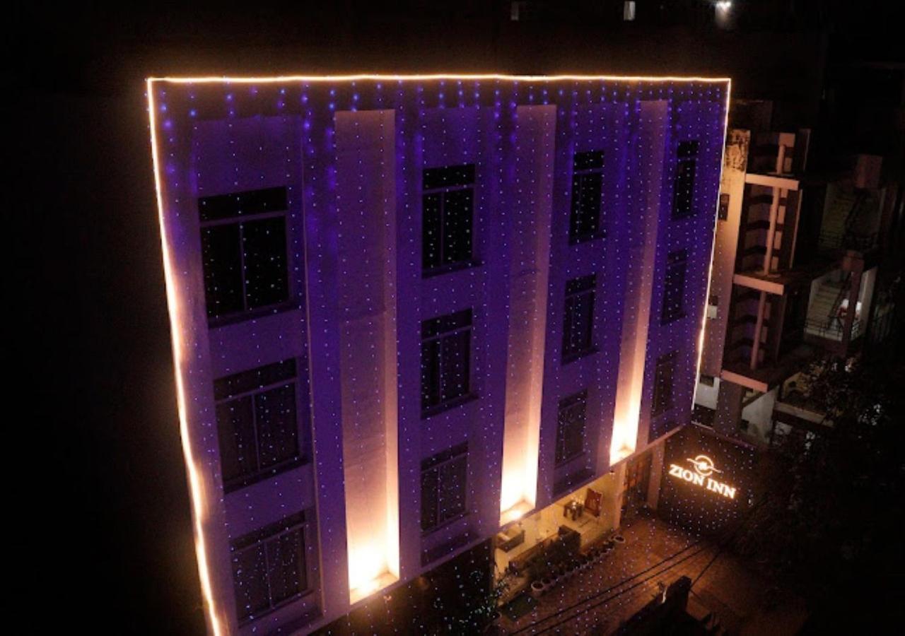 Hotel Zion Inn Варанаси Экстерьер фото