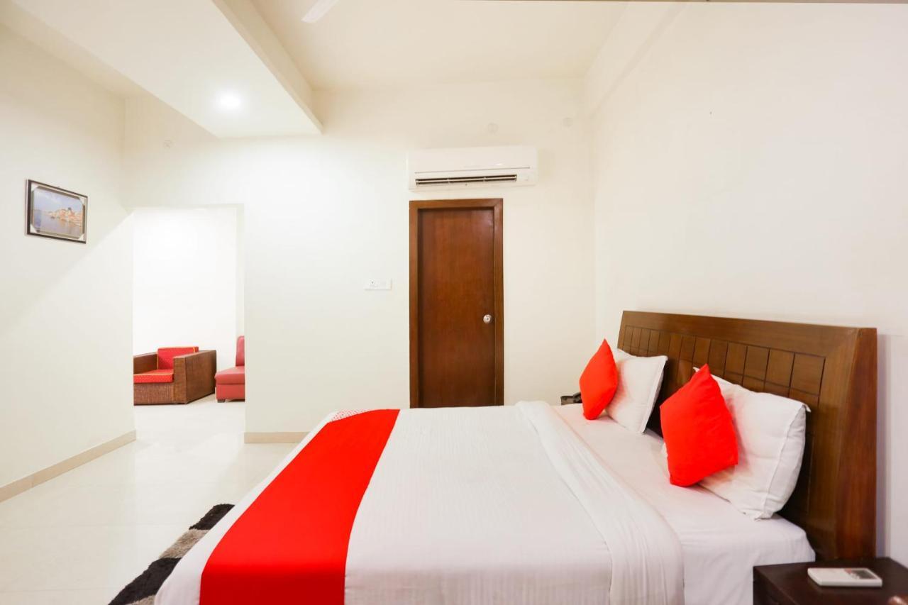 Hotel Zion Inn Варанаси Экстерьер фото