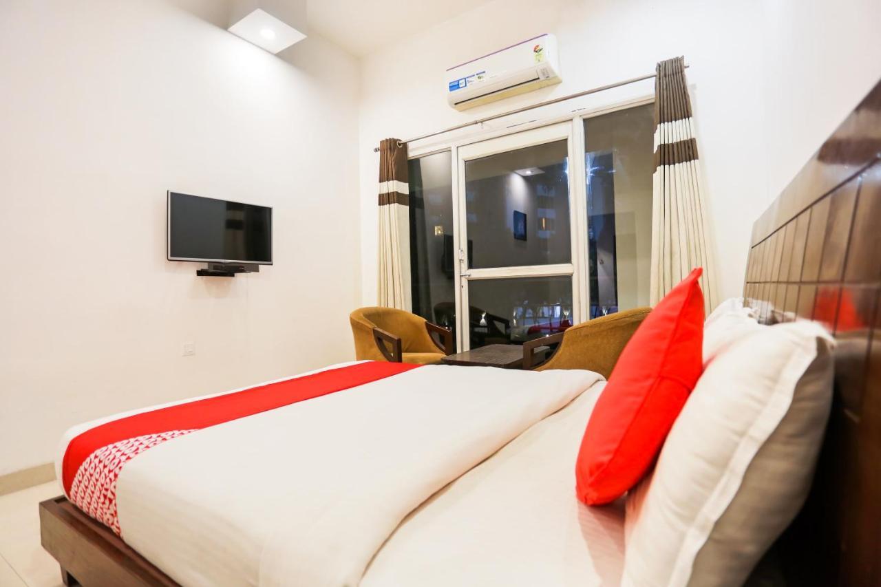Hotel Zion Inn Варанаси Экстерьер фото